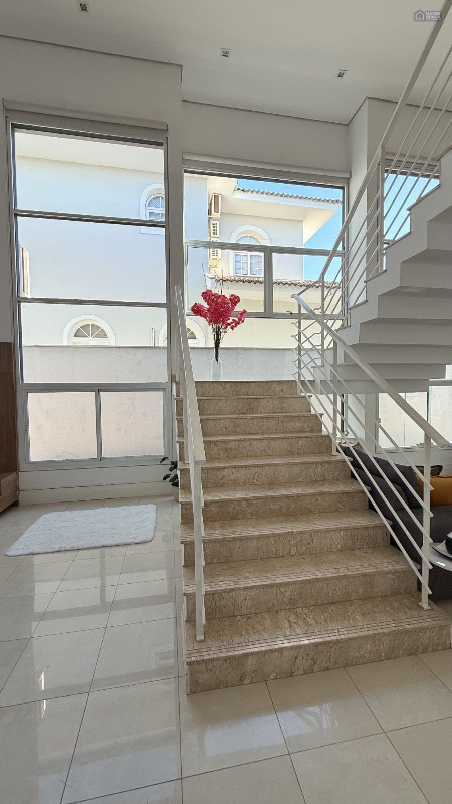 Casa de Alto Padrão à Venda no Florais Cuiabá - foto 7