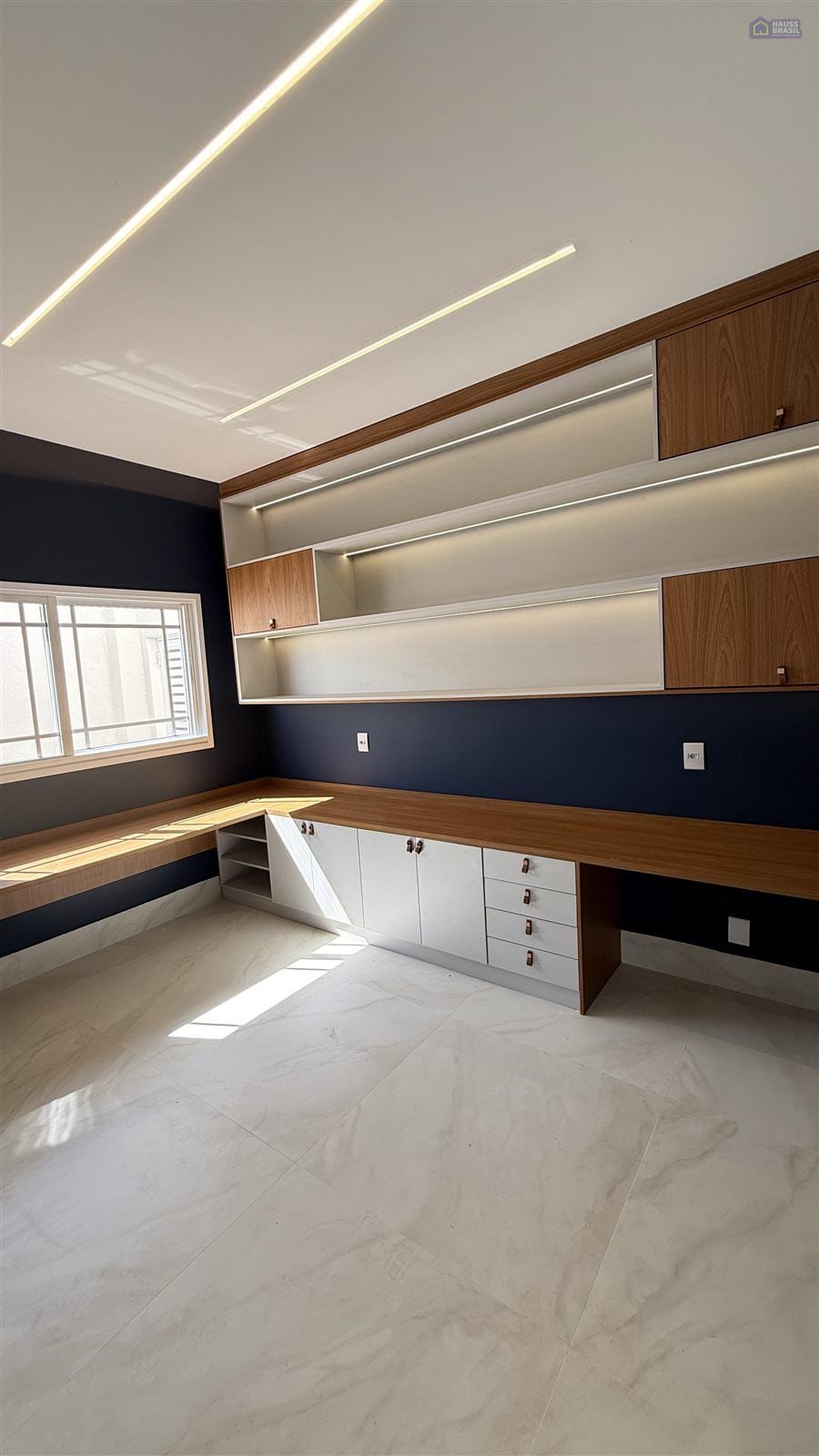 Sobrado Neoclássico | Condomínio Brisas Horizontal - foto 9