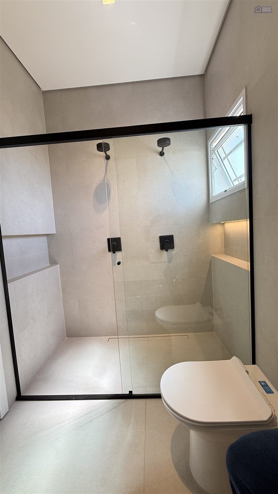Sobrado Neoclássico | Condomínio Brisas Horizontal - foto 15