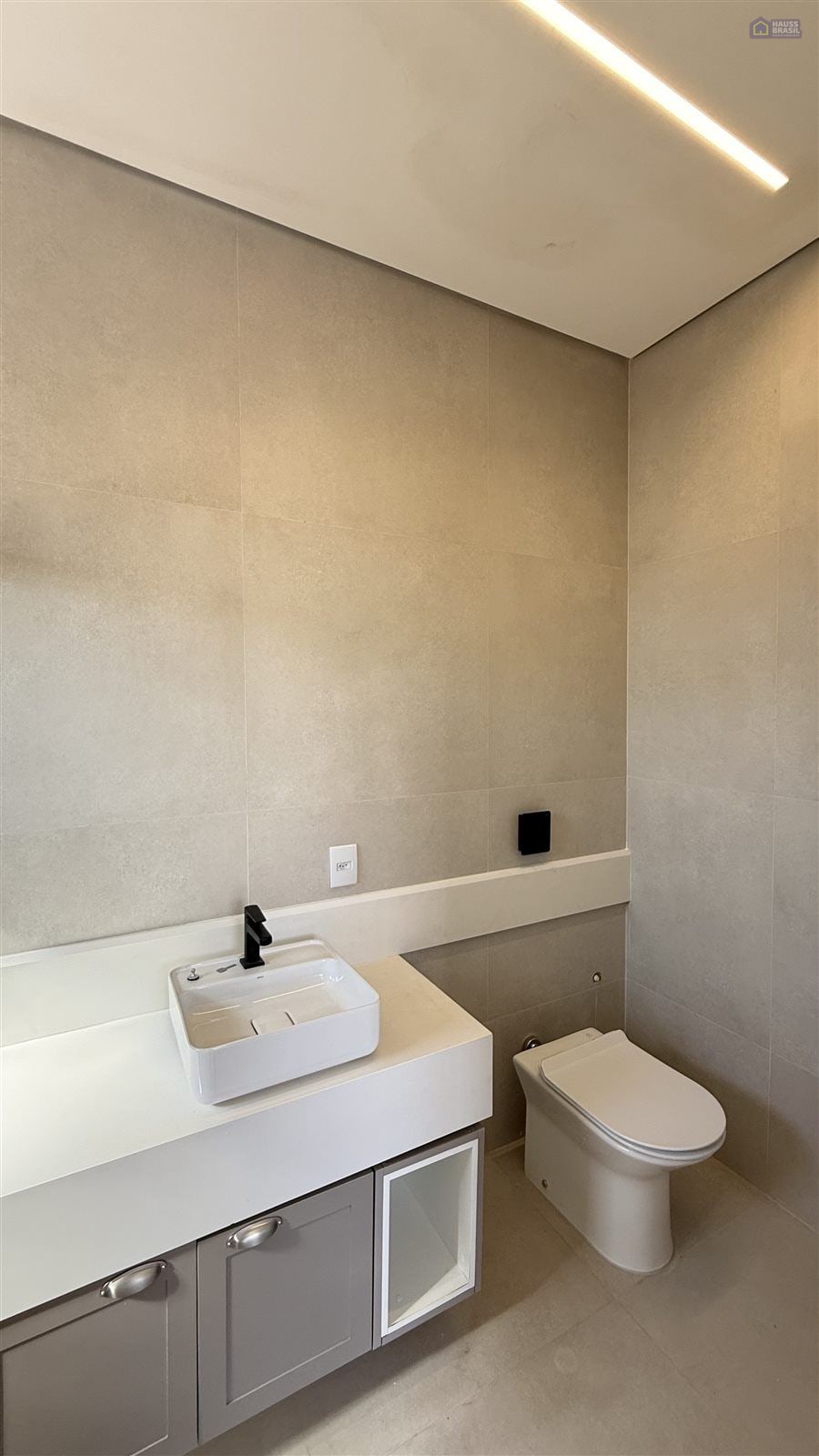 Sobrado Neoclássico | Condomínio Brisas Horizontal - foto 21