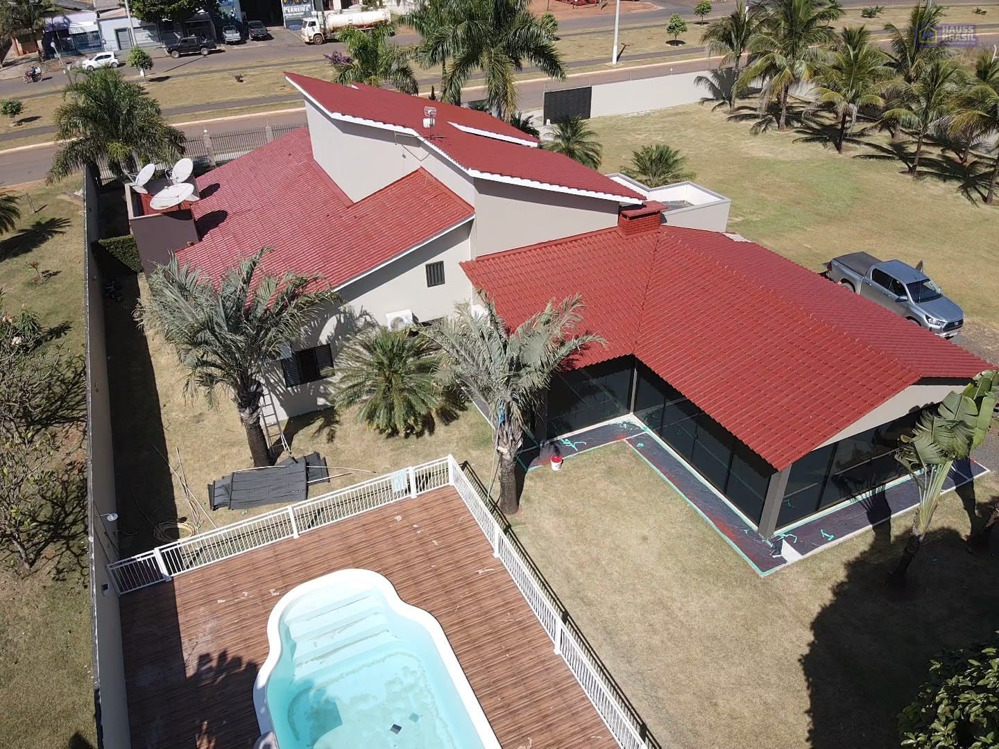 Casa de 300 m² em terreno de 2.500 m² em Sapezal
