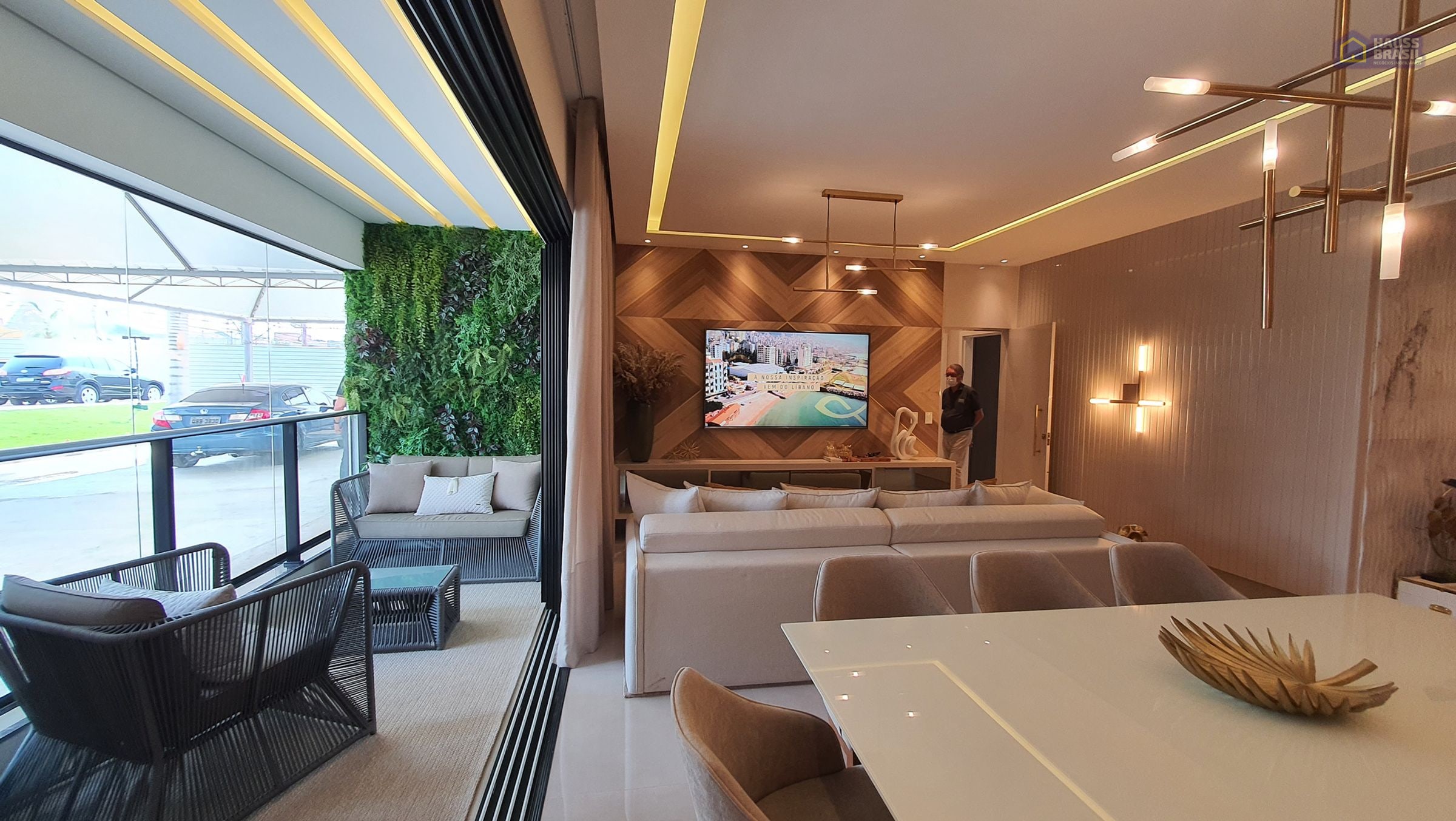 Living e varanda gourmet do apartamento decorado